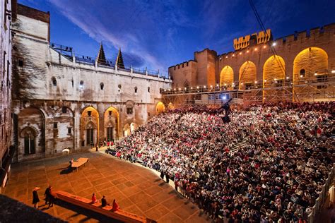 Das Festival d'Avignon: Eine Hommage an den kulturellen Aufschwung der Provence